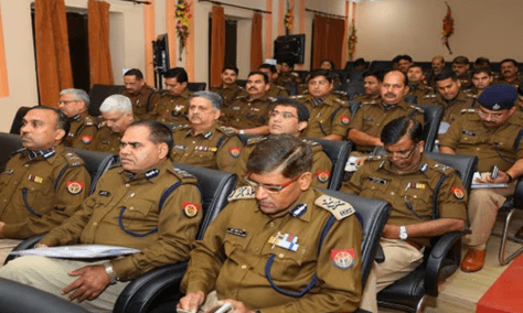 Uttar Pradesh government transfers IPS officers